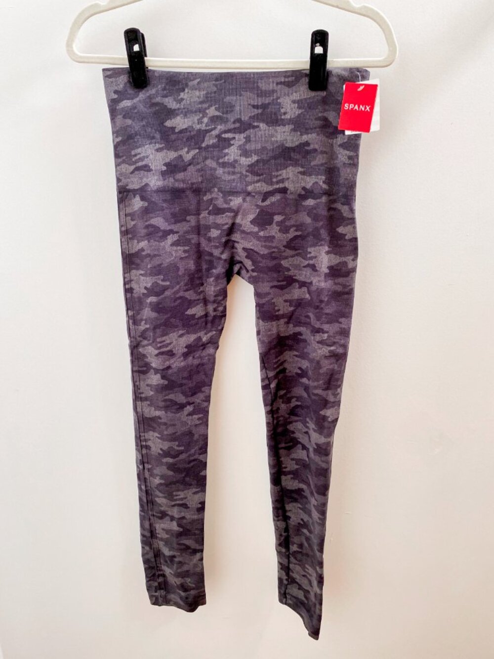 Spanx Look At Me Now Black Camo Leggings NWT - Size 1X